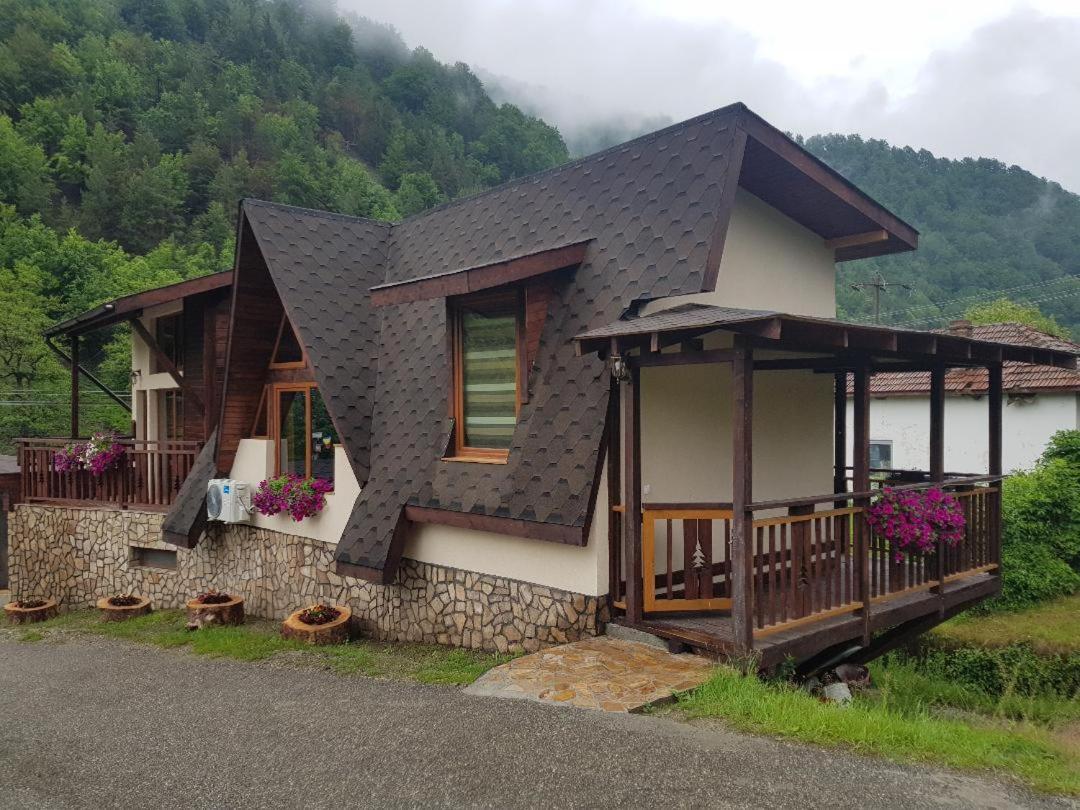 Готель Casa Dexi Мелая Екстер'єр фото